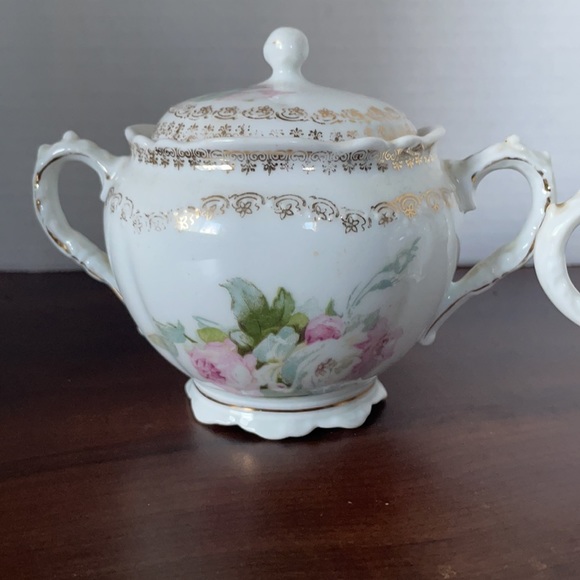 Vintage porcelain O.&E.G. Austria Cream and Sugar Set - Picture 5 of 8